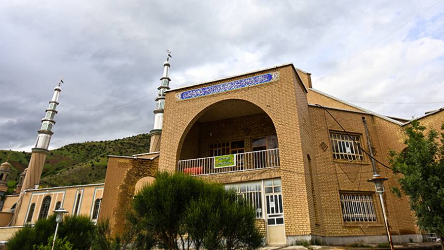 Negel Mosque and Quran 